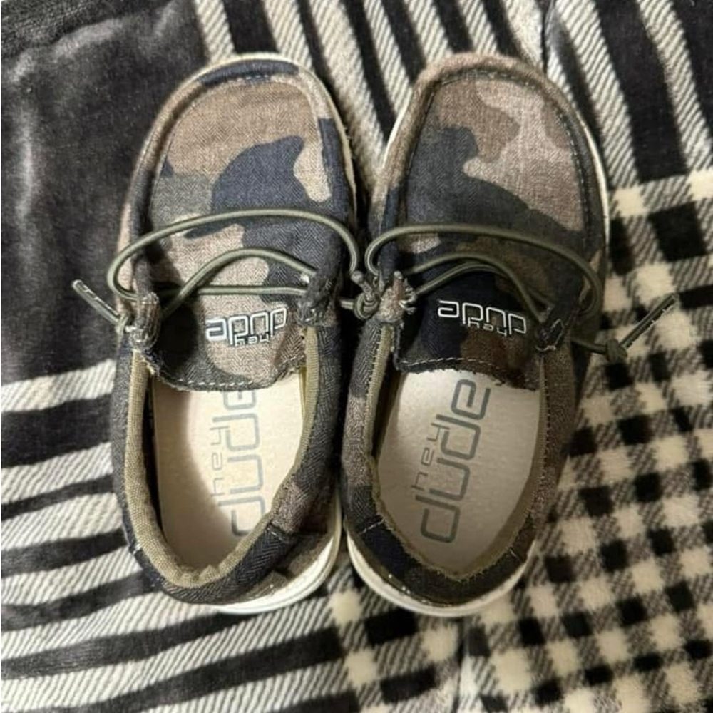 Hey Dude Kids Camo Shoes